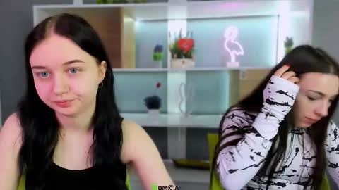 Snapshot of jenny_donne chatting on February 25, 2026, 6:12 am jenny_donne online show from February 25, 2026, 6:12 am