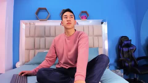 Snapshot of jeong_matias chatting on February 8, 2026, 12:41 pm Matias Jeong online show from February 8, 2026, 12:41 pm