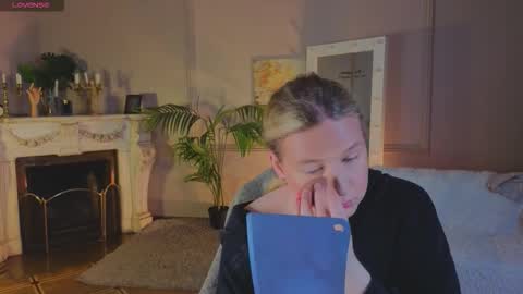 jes_solar online show from October 11, 2025, 11:42 am