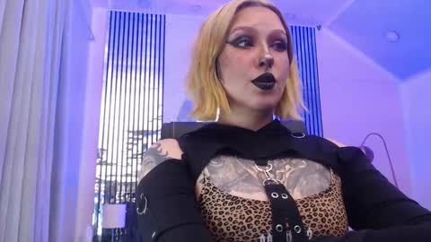 Your Sweet Angel online show from January 7, 2026, 7:49 pm