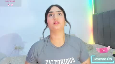 Snapshot of jhacky_sweet chatting on February 22, 2026, 2:02 am jhackelin My independent account online show from February 22, 2026, 2:02 am