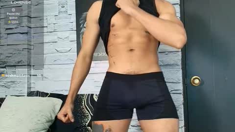 Snapshot of jhay_wheeler777 chatting on February 7, 2026, 4:38 am jhay_wheeler777 online show from February 7, 2026, 4:38 am