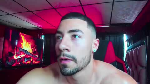 Snapshot of jhojansthetics chatting on February 19, 2025, 9:03 pm Jhojan Strong online show from February 19, 2025, 9:03 pm