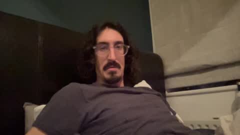 Snapshot of jiggz1986 chatting on January 30, 2025, 12:07 am Jigz1986 online show from January 30, 2025, 12:07 am