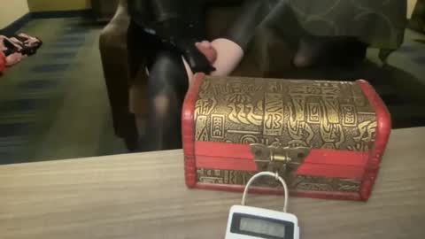 Snapshot of jillianfcktoy chatting on February 21, 2026, 4:35 am JillianFcktoy online show from February 21, 2026, 4:35 am