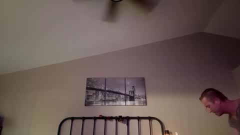 Snapshot of jimboslice4u2 chatting on October 3, 2025, 2:14 pm jimboslice4u2 online show from October 3, 2025, 2:14 pm