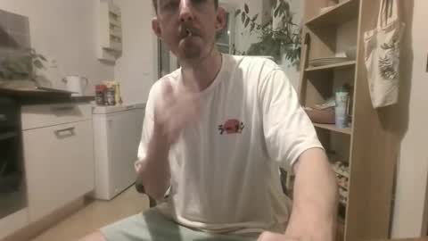 Snapshot of jin16000 chatting on October 15, 2025, 11:16 pm jin16000 online show from October 15, 2025, 11:16 pm