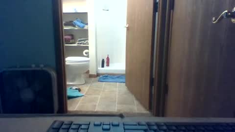 Snapshot of jmiller1979 chatting on January 7, 2026, 3:42 am jmiller1979 online show from January 7, 2026, 3:42 am