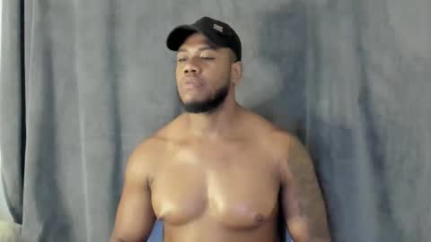 JOAN SAENZ online show from February 11, 2026, 5:34 am