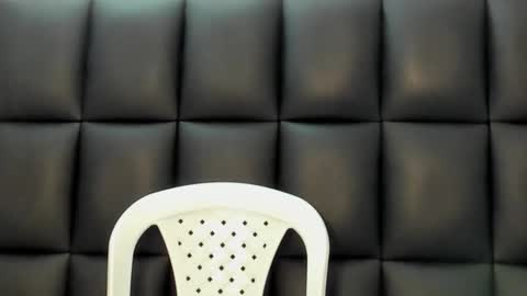 JOAN SAENZ online show from March 3, 2026, 12:39 am