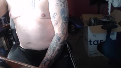 Snapshot of joeyzzz1 chatting on February 13, 2026, 5:20 pm joeyzzz1 online show from February 13, 2026, 5:20 pm