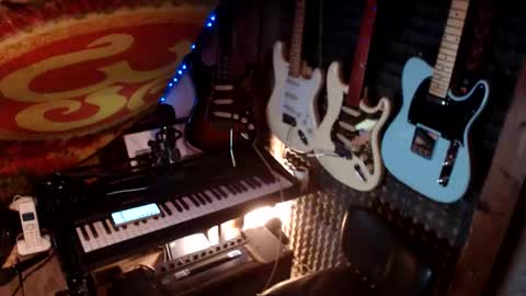 Snapshot of johnfeelgood004 chatting on February 3, 2026, 10:20 am johnfeelgood004 online show from February 3, 2026, 10:20 am