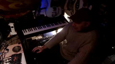 Snapshot of johnfeelgood004 chatting on March 4, 2026, 6:03 pm johnfeelgood004 online show from March 4, 2026, 6:03 pm