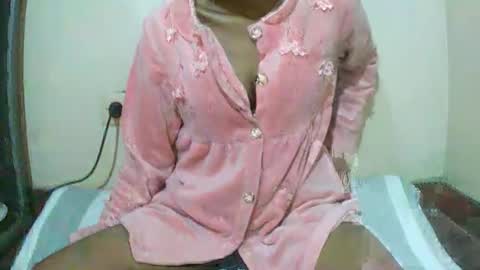 Snapshot of joliekah27 chatting on December 20, 2025, 6:48 pm joliekah27 online show from December 20, 2025, 6:48 pm