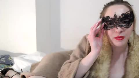 Rose online show from January 4, 2025, 9:09 pm