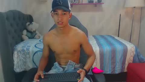 Snapshot of jose_sexycumm chatting on January 19, 2025, 7:58 pm jose_sexycumm online show from January 19, 2025, 7:58 pm