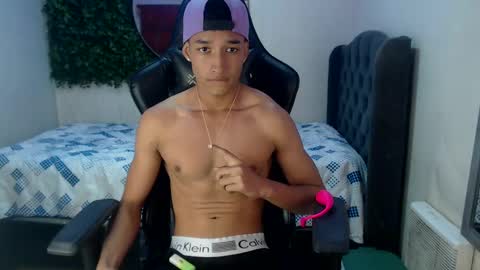 Snapshot of jose_sexycumm chatting on January 29, 2025, 10:11 pm jose_sexycumm online show from January 29, 2025, 10:11 pm
