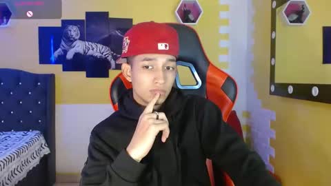 Snapshot of jose_sexycumm chatting on November 2, 2025, 8:33 pm jose_sexycumm online show from November 2, 2025, 8:33 pm