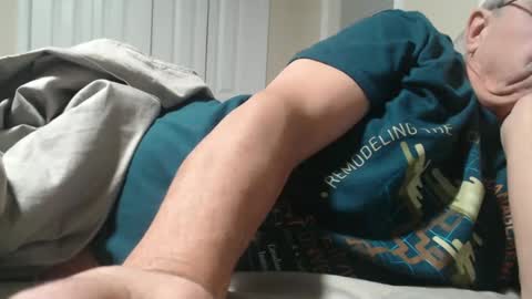 josephgr2021 online show from December 12, 2024, 1:39 pm