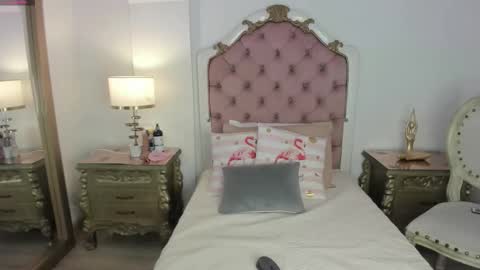 Snapshot of julietta_pink chatting on February 14, 2026, 11:40 am Julieta online show from February 14, 2026, 11:40 am