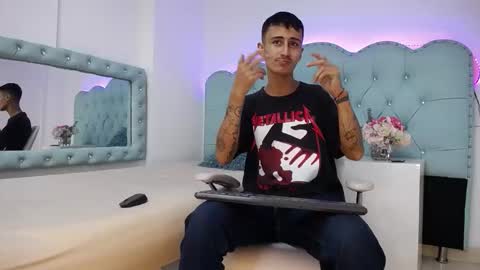 Snapshot of jullian_ricci chatting on February 5, 2026, 11:26 am jullian online show from February 5, 2026, 11:26 am