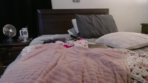 Scarlett online show from September 28, 2025, 6:52 am