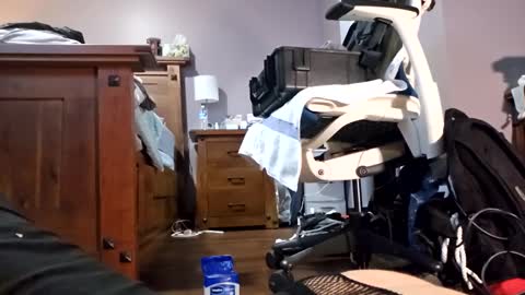 Snapshot of justaskforbiga chatting on February 19, 2025, 6:11 am Tohiptwoquit online show from February 19, 2025, 6:11 am