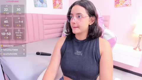 Kyelie online show from October 12, 2025, 7:35 pm