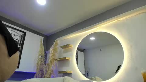 Antonella online show from February 3, 2026, 4:32 am