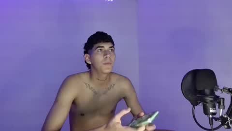 Snapshot of kai_lord_ chatting on October 19, 2025, 5:19 am Kai online show from October 19, 2025, 5:19 am