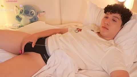 Snapshot of kai_zarek chatting on March 1, 2026, 1:57 pm Kai online show from March 1, 2026, 1:57 pm