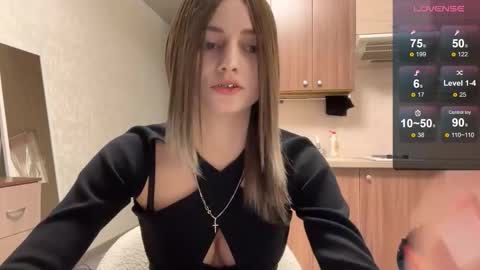 Snapshot of karensimilton chatting on February 10, 2026, 3:05 pm May online show from February 10, 2026, 3:05 pm