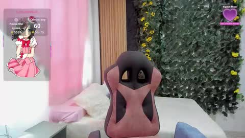 Snapshot of karla_charloby chatting on December 5, 2025, 2:47 pm Karla online show from December 5, 2025, 2:47 pm