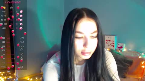 Kira online show from September 16, 2025, 2:23 am