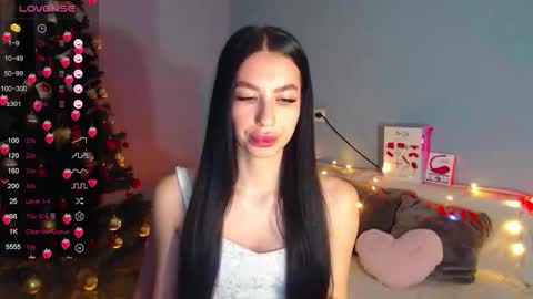 Kira online show from January 14, 2026, 2:17 am