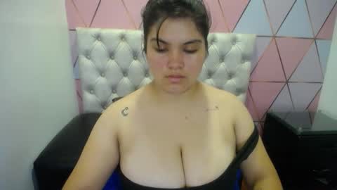 Snapshot of katalina_santana25 chatting on February 9, 2026, 4:16 am katalina santana25 online show from February 9, 2026, 4:16 am