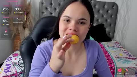 kathh_latorre online show from September 30, 2025, 3:17 pm