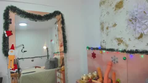 Snapshot of kathia_lopera chatting on December 2, 2024, 8:19 am Khatia online show from December 2, 2024, 8:19 am