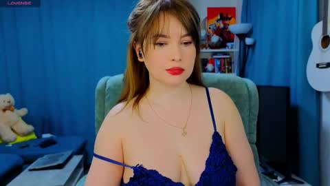 katniss_k online show from February 6, 2026, 5:01 am