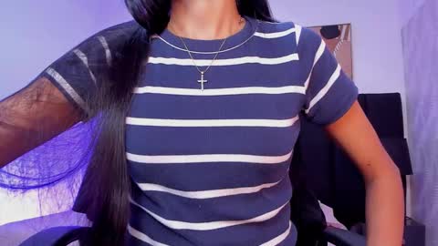 Snapshot of kayla_adams chatting on October 5, 2025, 11:30 am Kayla online show from October 5, 2025, 11:30 am