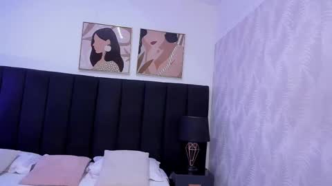 Snapshot of kayla_adams chatting on October 9, 2025, 11:30 am Kayla online show from October 9, 2025, 11:30 am