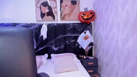 Snapshot of kayla_adams chatting on November 1, 2025, 11:34 am Kayla online show from November 1, 2025, 11:34 am