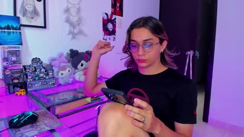 Keita moon online show from February 23, 2026, 6:49 pm