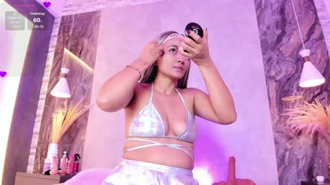 Snapshot of kendall97 chatting on February 5, 2025, 1:22 pm Natty online show from February 5, 2025, 1:22 pm