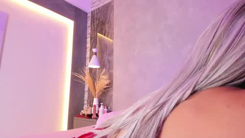 Snapshot of kendall97 chatting on February 9, 2025, 4:04 am Natty online show from February 9, 2025, 4:04 am