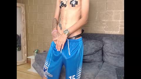 Snapshot of kenn_boy_ chatting on January 21, 2025, 2:48 pm kenn_boy_ online show from January 21, 2025, 2:48 pm