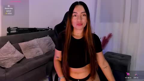 Snapshot of kennawells_ chatting on February 18, 2026, 4:03 pm kenna online show from February 18, 2026, 4:03 pm