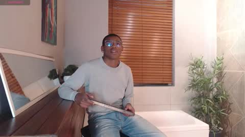 Snapshot of kenny_thompson_ chatting on February 25, 2026, 8:07 pm Kenny Thompson online show from February 25, 2026, 8:07 pm