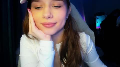 ketlinrous online show from February 6, 2025, 4:47 pm