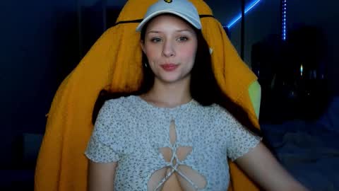 ketlinrous online show from February 3, 2026, 2:44 pm